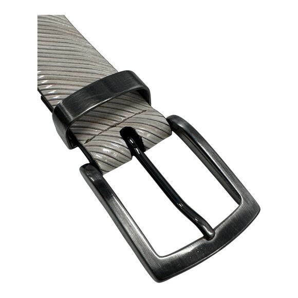 Remo Tulliani Men’s Belt 36 Italian Calfskin Embossed Diagonal Leather Ivory - Picture 4 of 10